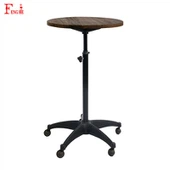 Bàn khay lăn có bánh xe